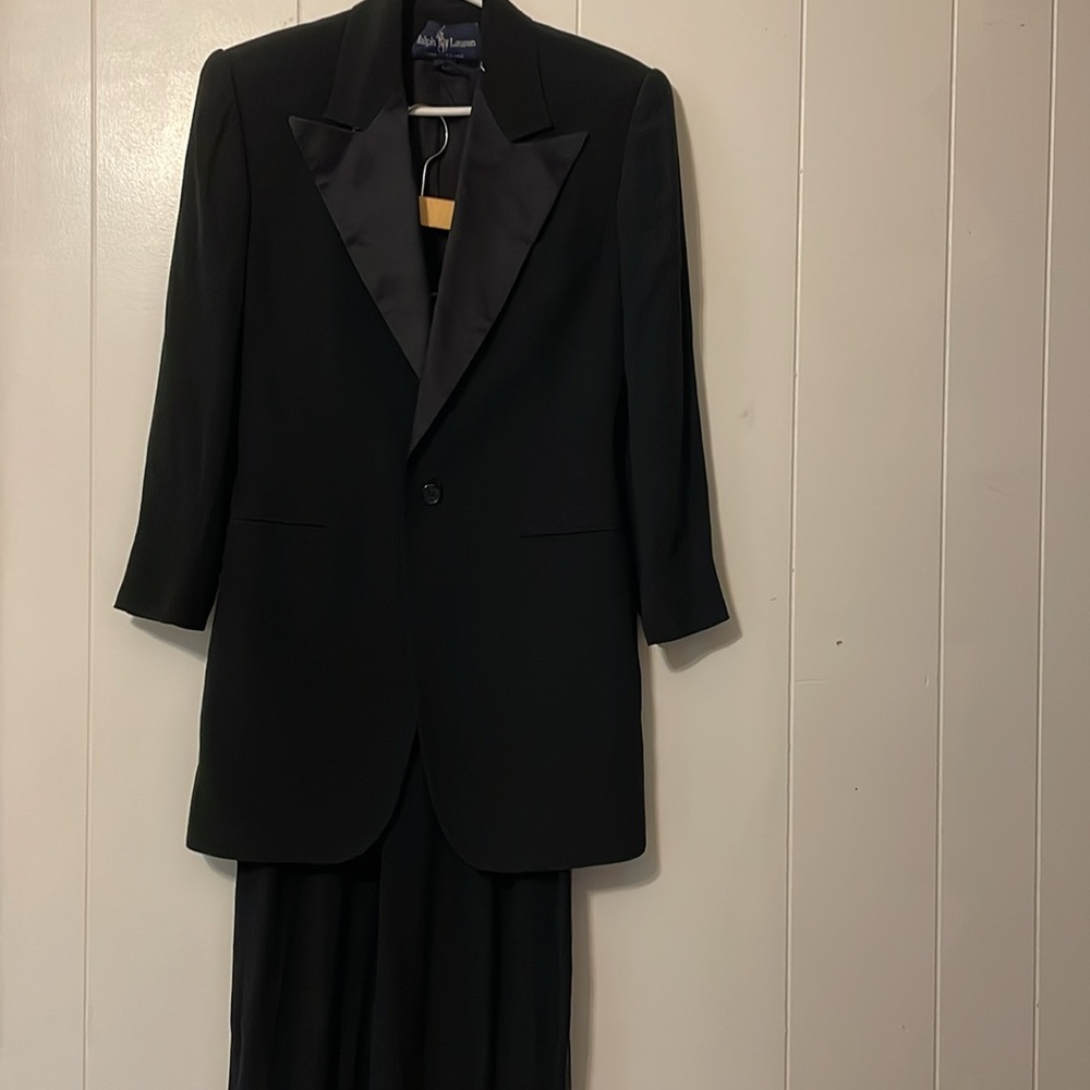 Ralph Lauren dress suit size 4 black